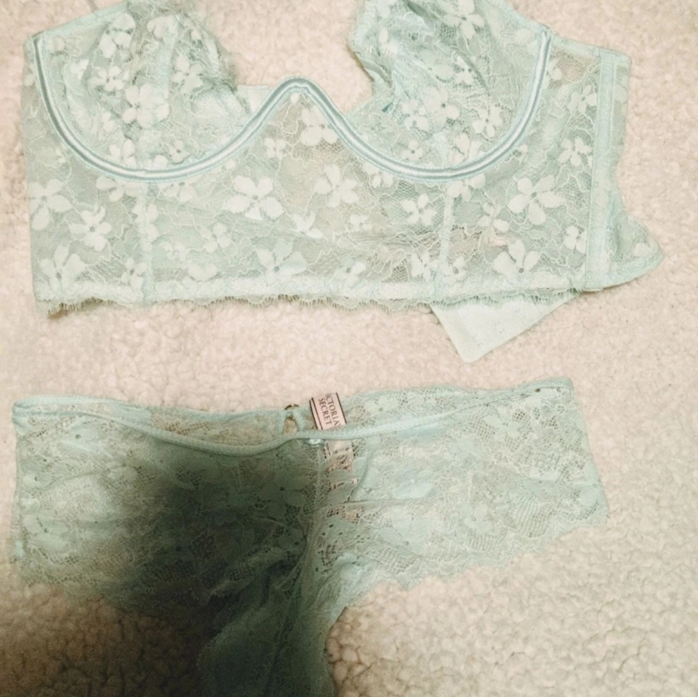Victoria Secret Lingerie set
